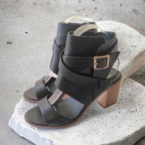 Lena Stone Heels Womens Size 6.5  Block Heel 3" Faux Leather Strappy Unique Shoe